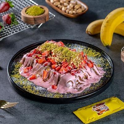 Çilek Festivali Waffle (Büyük Hamur)